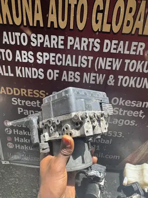 Toyota RAV4 2013-2016 ABS Pump Controller