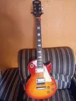 Used Gibson Les Paul Electric Guitar - 1
