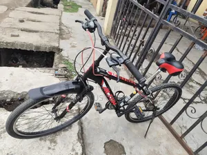Babur 2022 Mai Launin Kasa