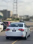 Volkswagen Jetta 2017 Grey - 3