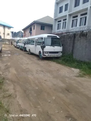 Toyota Hiace Coaster Bus don Hayarwa - Mai Zama 14-25