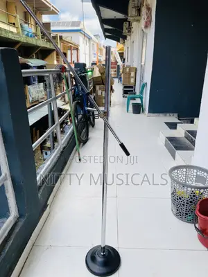 Microphone Stand Mai Girman Kasa