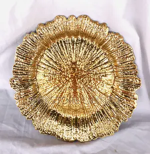 Brand New Plastic Charger Plate (F672 Gold)