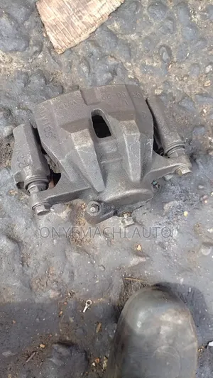 Complete Caliper Set Toyota RAV4 2010 (Used)