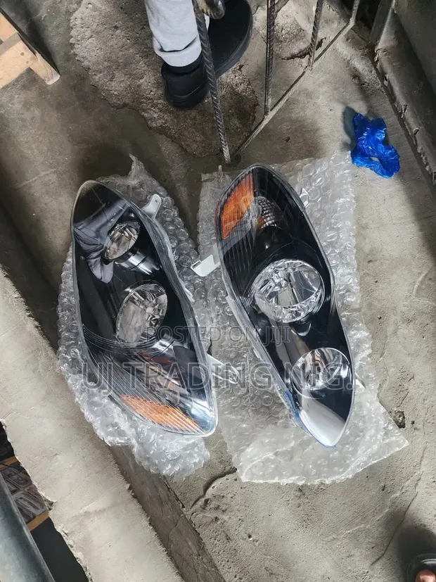 Sabon Headlight na Toyota Corolla 2005 - 1