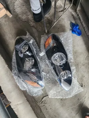 Sabon Headlight na Toyota Corolla 2005