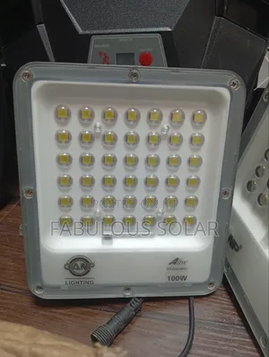 Ganp 100W Hasken Wuta na Rana tare da Panel Dabam