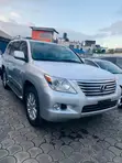 Lexus LX 570 2010 Silver - 3