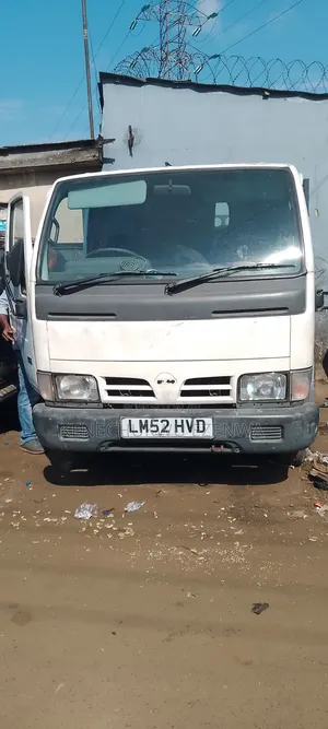 Nissan Cabster 2002 White