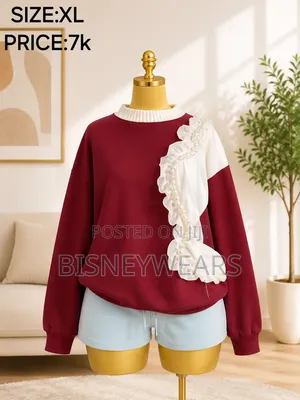 Red Sweatshirt - XL