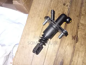 Toyota Carina E Brake Master Cylinder - Sabon Kaya