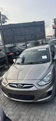 2012 Hyundai Accent SE Automatic Hatchback - 3