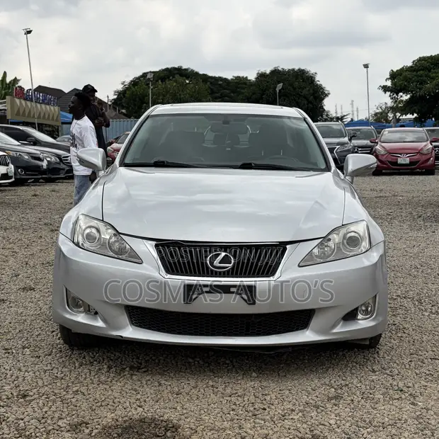 Lexus IS 250 2009 Silver - 1