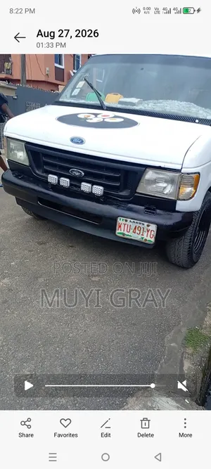 Ford E350 2000 White