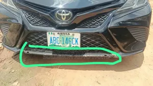 Toyota Camry 2018-2022 Bumper Plastic/Chrome