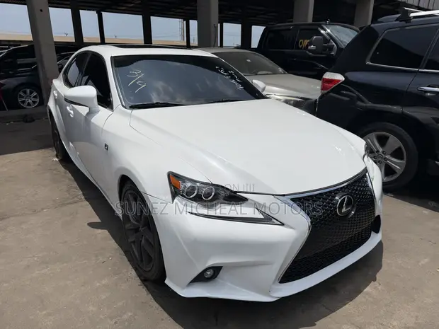Lexus IS 250 2016 White - 1