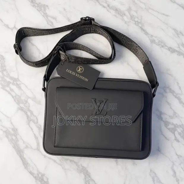 Louis Vuitton Classic Cross Bag - Baki - 1