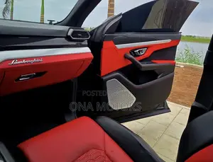 2021 Lamborghini Urus - Baki