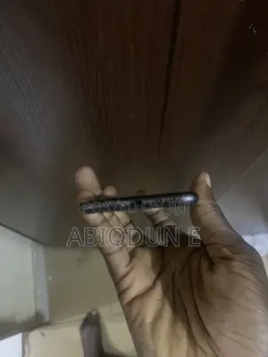 Apple iPhone 8 64GB Black