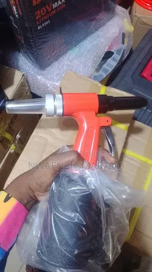 Brand New Heavy Duty Air Riveting Machine with Warranty