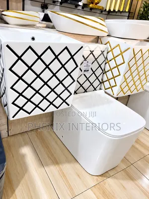 Luxury Modern Toilet Water Closet with Wall Hung Basin