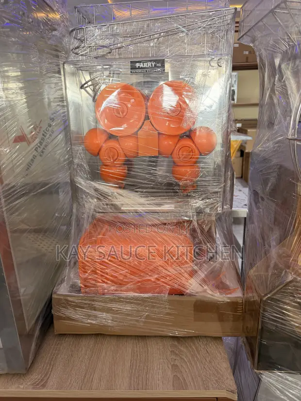 Table Top Orange Juice Extractor - 1