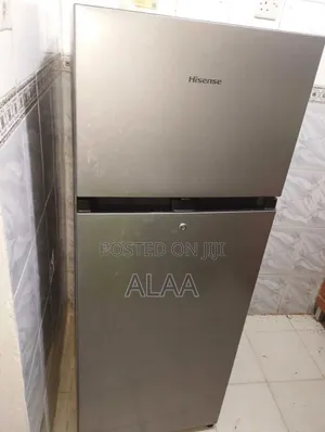 Used Hisense Chest Freezer - Silver, 2L Capacity
