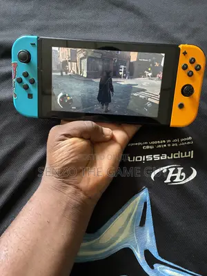 Nintendo Switch Standard - Used, 5 Games Included
