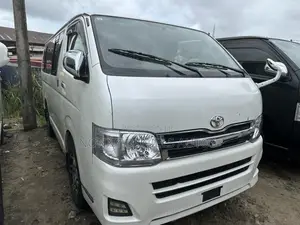 Toyota HiAce 2016 White - High Roof