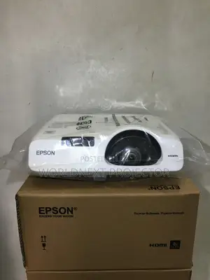 Epson EB-535W Short Throw WXGA Projector