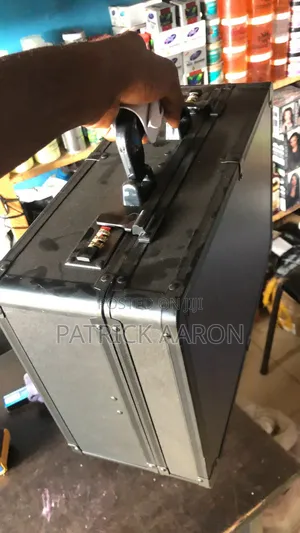 Home Service Barbing Box - Brand New