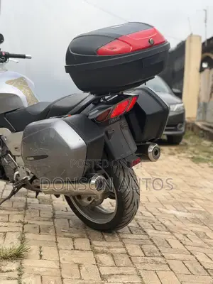 Yamaha FJR1300 2010 Wadda Aka Shigo Da Shi