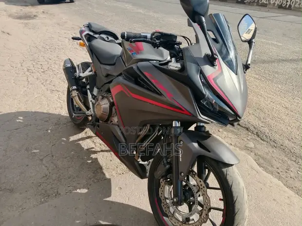 Honda CBR 500 (2020) Sport Bike - 1