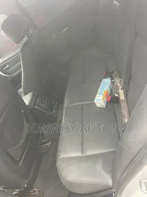 BMW 328i 2008 Fari