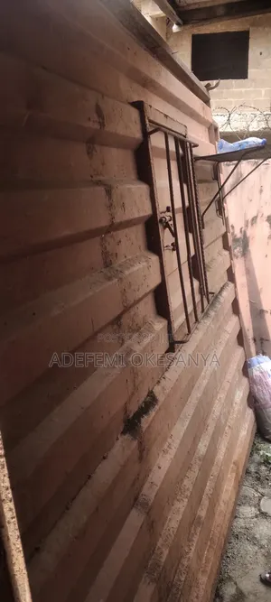 Kwantinar Shago don Sawa, Warewa, Arepo