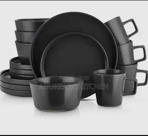 16-Piece Black Dinner Set