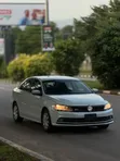 Volkswagen Jetta 2017 Fari - 3