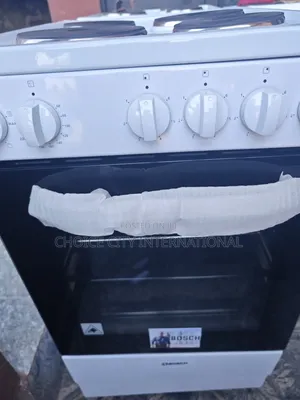 Bosch 4-Tashar Wuta Mai Gidan Gasa Tare Da Oven - Sabon Abu