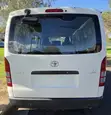 Toyota HiAce Bus 2011 - 1