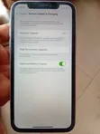 Apple iPhone XR 64GB - 2