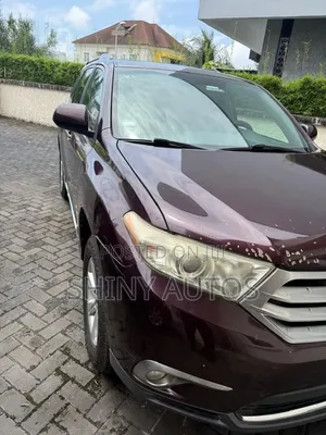 Toyota Highlander 2012 - Ivory