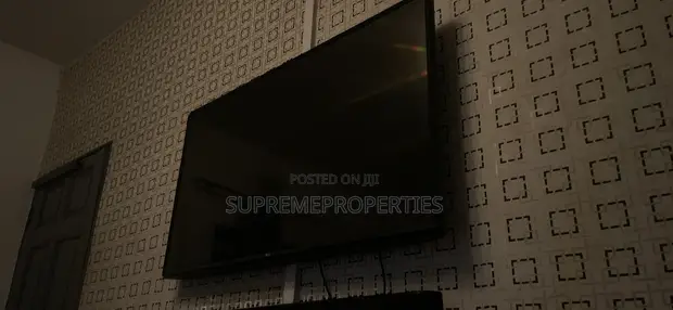 LG Smart TV 50-inch HD LED - 1