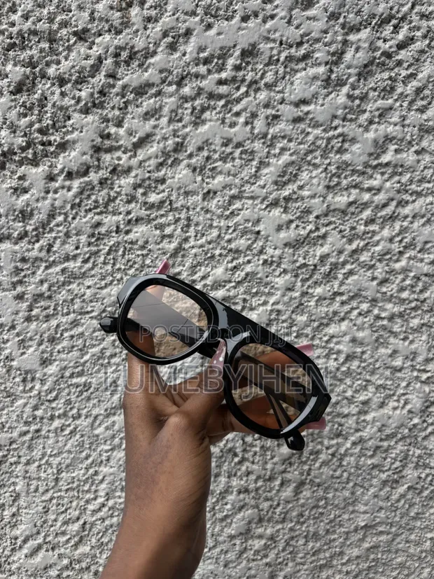 Chunky Aviator Sunglasses - Baki na Gargajiya - 1