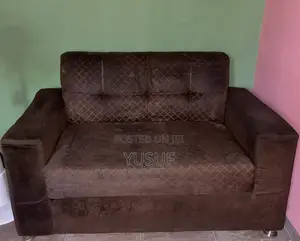 Used 2-Seater Chair