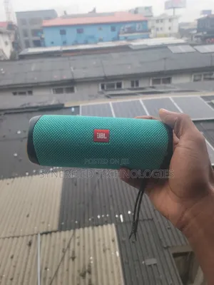 JBL Flip 5 Mai Ɗaukar Hannu Mai Haɗa Bluetooth