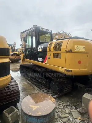 Caterpillar 320D2L Excavator