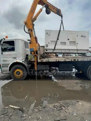 Hayab Crane Truck Rental don Sufurin Kayayyaki