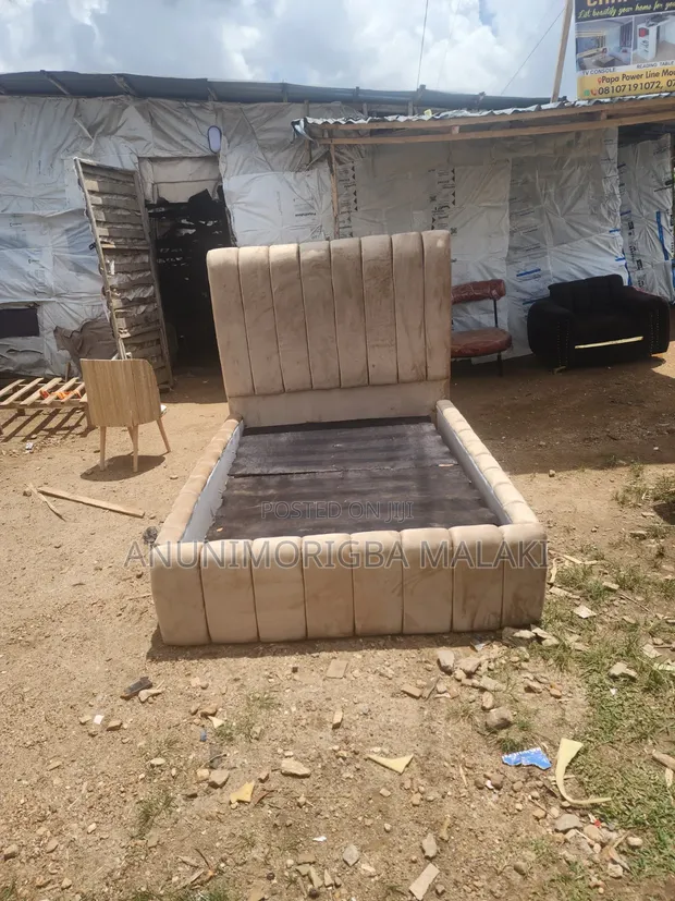 ANUNIMORIGBA 4.5ft Bedframe - 1