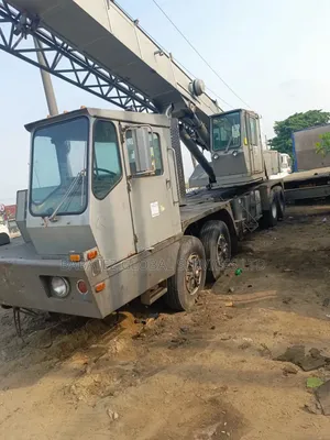 Grove 40 Ton All-Terrain Crane (Tokunbo)