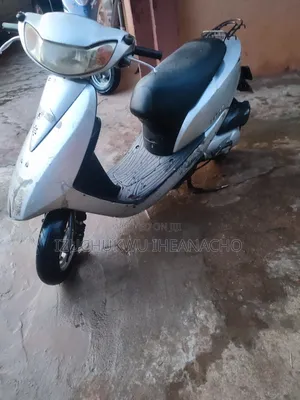 Honda Dio 2006 Silver Scooter